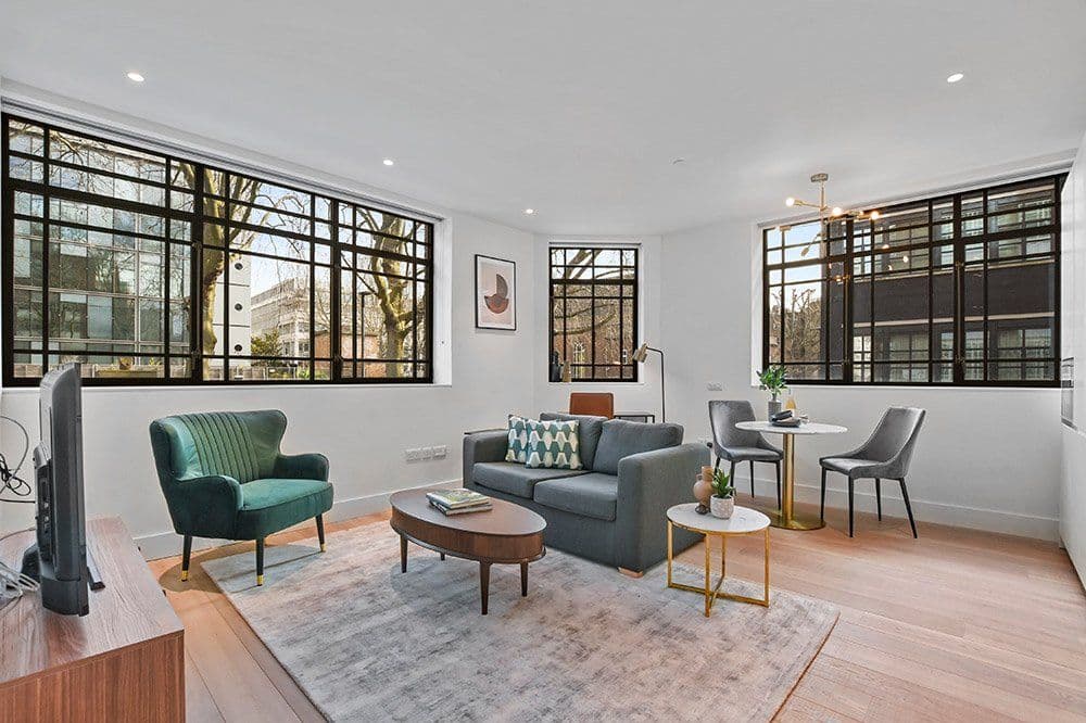 Goodge St. Apartments interior photo 2