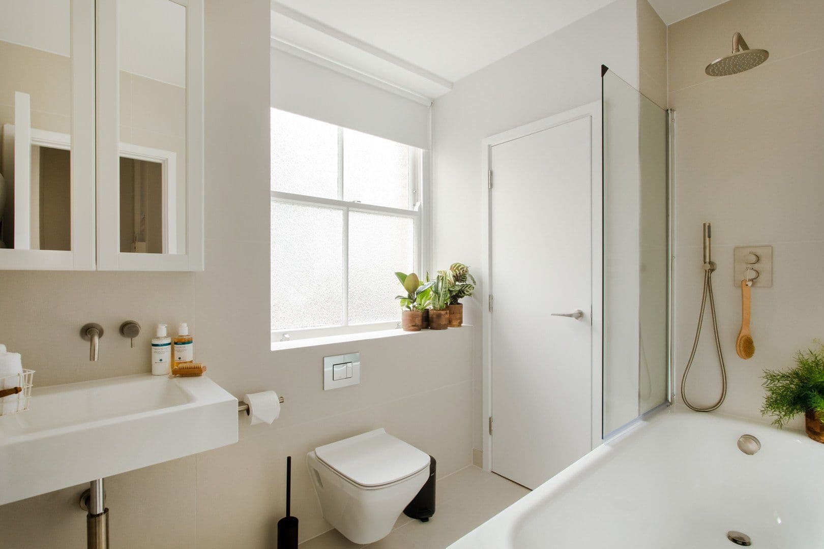 Hinde St Residences interior photo 5