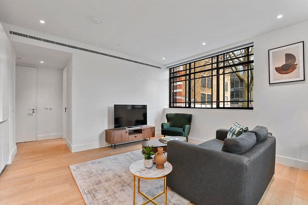 Goodge St. Apartments interior photo 5