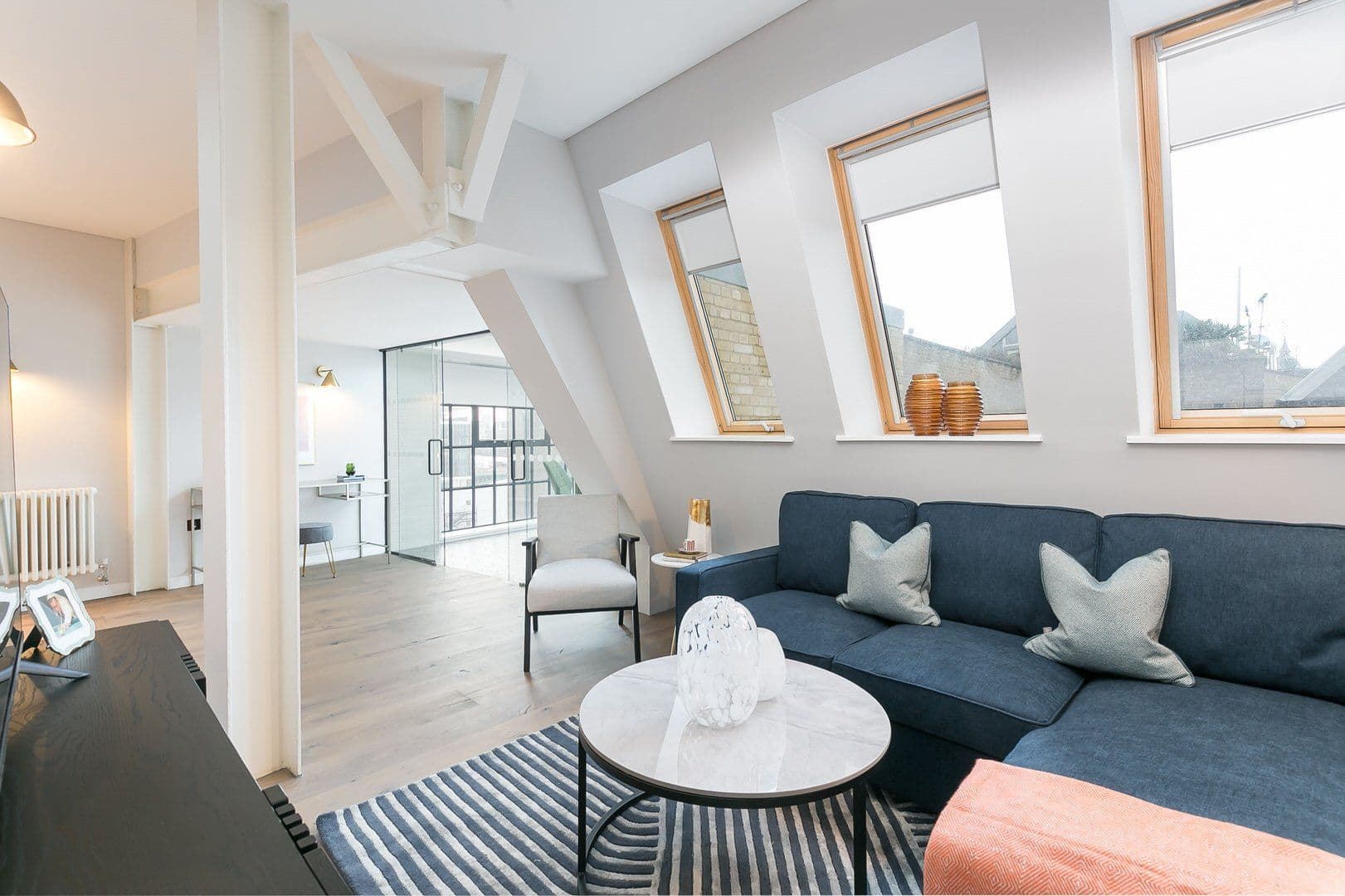 Clink Residences interior photo 5