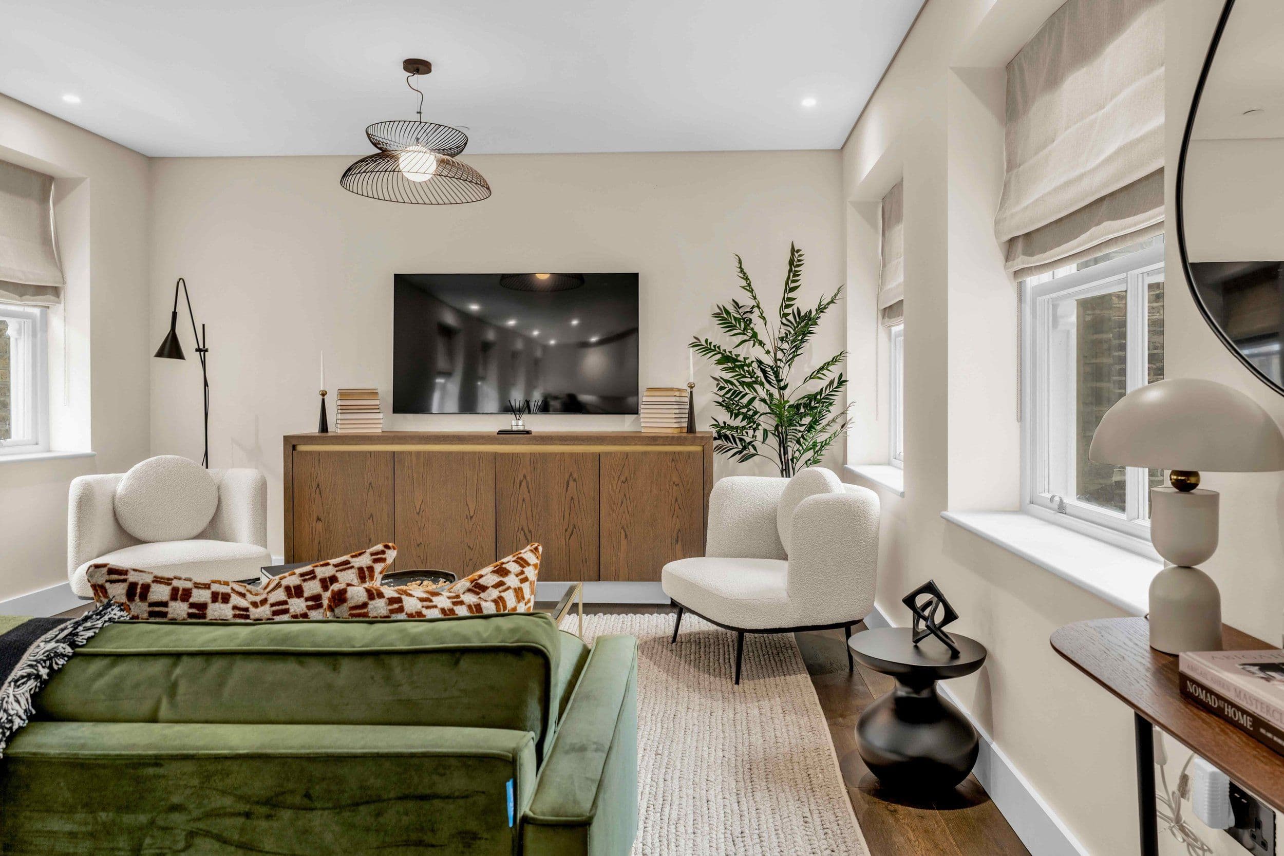Pinks Mews Residences interior photo 2