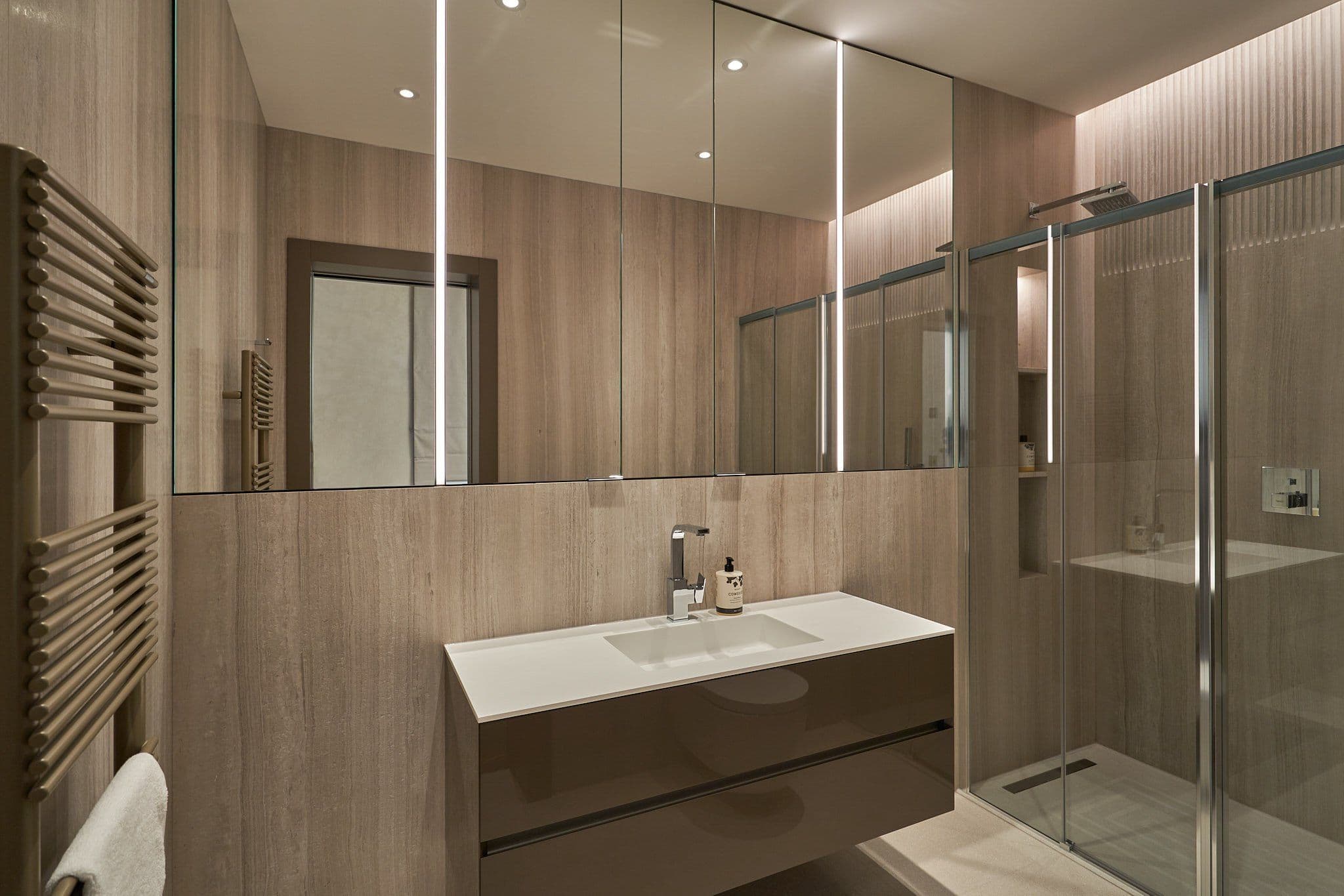 The Fitzrovia Eco House interior photo 4