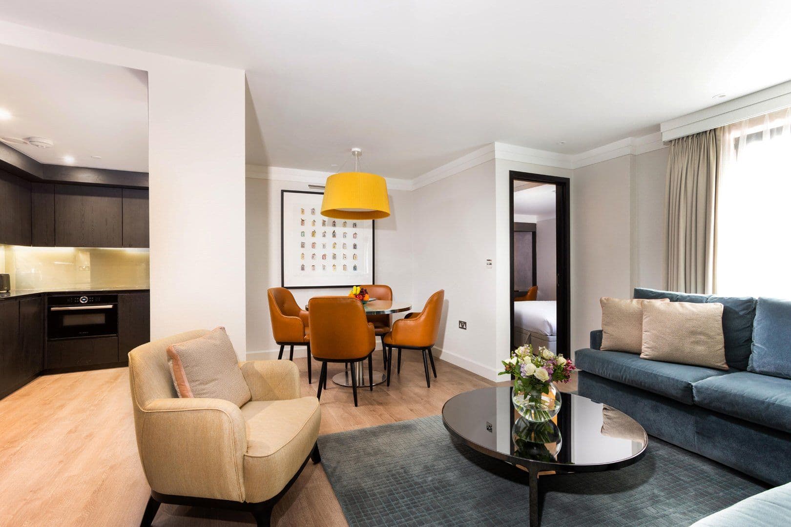 The Knightsbridge Collection interior photo 4