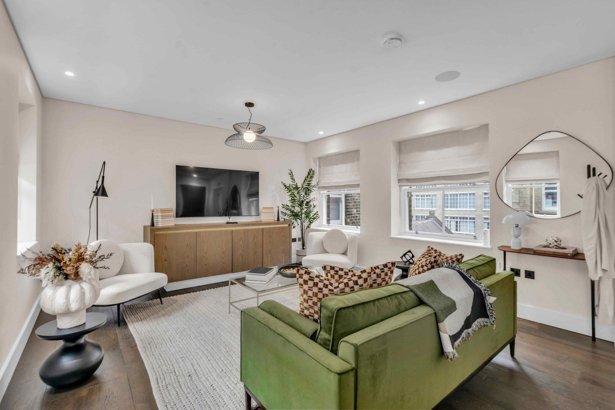 Pinks Mews Residences interior photo 5